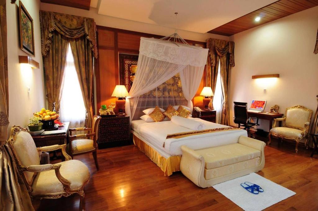 Myat Taw Win Hotel Naypyidaw Екстериор снимка