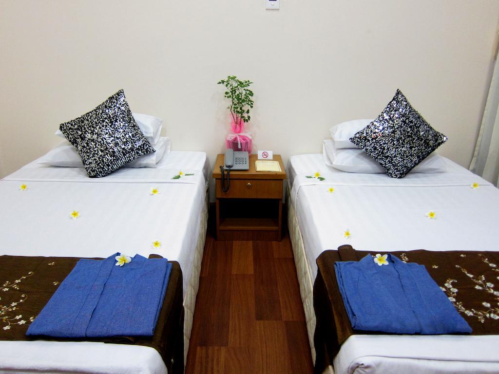 Myat Taw Win Hotel Naypyidaw Стая снимка